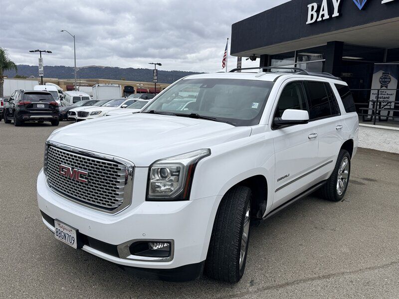 Used 2017 GMC Yukon Denali w/ Open Road Package AWD/4WD image 3
