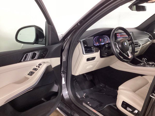 Used 2022 BMW X5 xDrive40i w/ Luxury Seating Package AWD/4WD image 9
