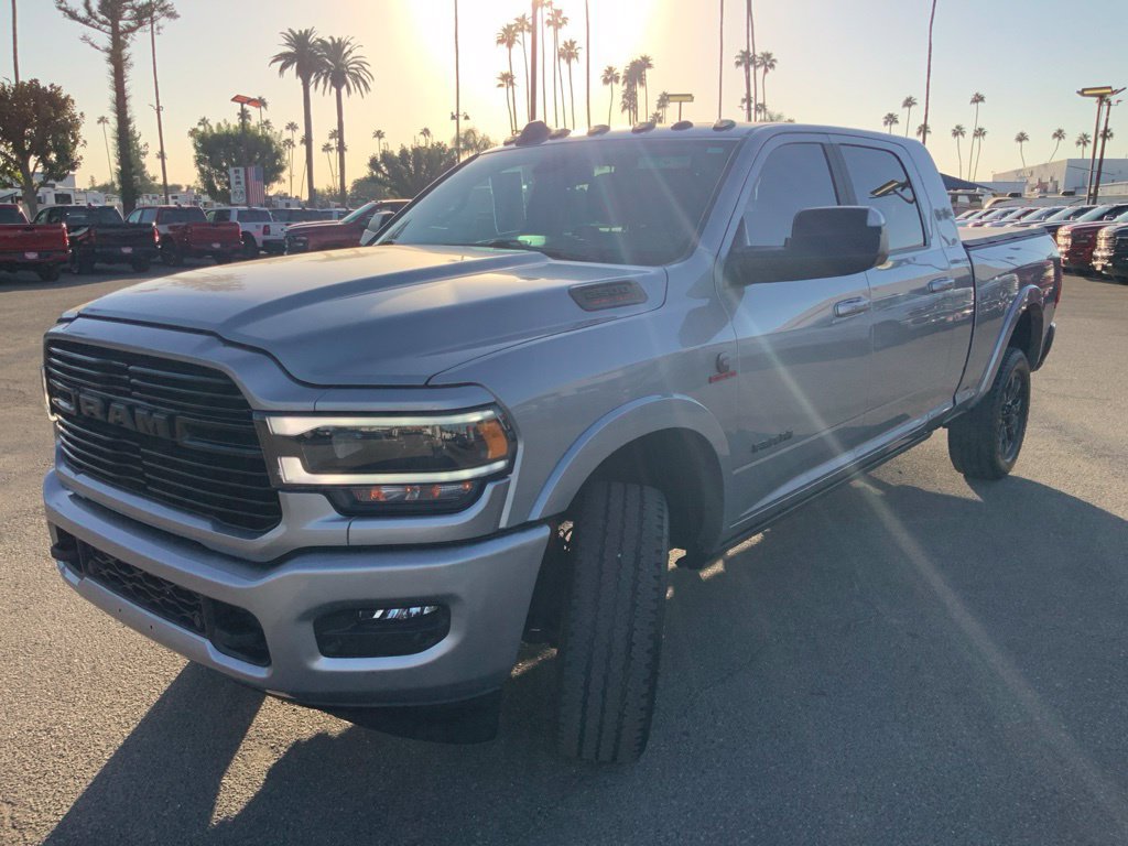 Used 2022 RAM 2500 Laramie AWD/4WD image 3