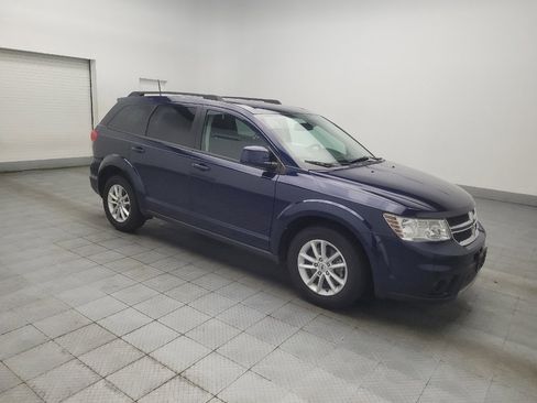 Used 2019 Dodge Journey SE FWD image 11
