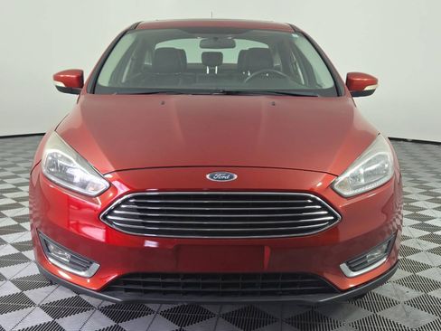 Used 2018 Ford Focus Titanium FWD image 2