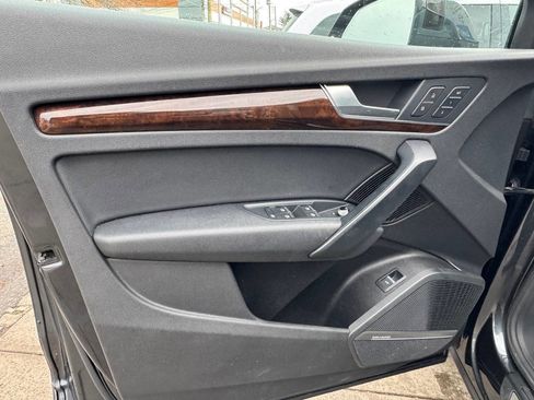 Used 2018 Audi Q5 2.0T Premium Plus w/ Premium Plus Package image 27