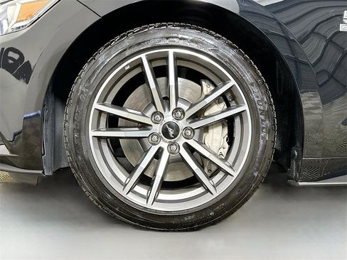 Used 2016 Ford Mustang GT Premium image 35