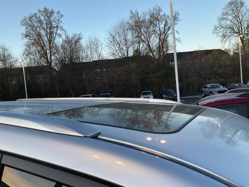 Used 2018 Lexus GX 460 460 w/ Navigation Package image 4