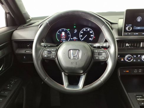 Used 2024 Honda CR-V Sport image 16