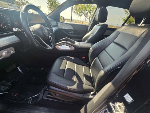 Used 2025 Mercedes-Benz GLE 350 4MATIC w/ Driver Assistance Package image 23