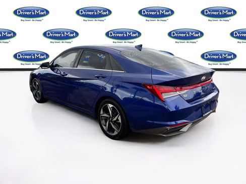 Used 2021 Hyundai Elantra Limited FWD image 5