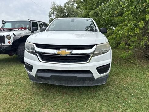 Used 2015 Chevrolet Colorado W/T RWD image 3