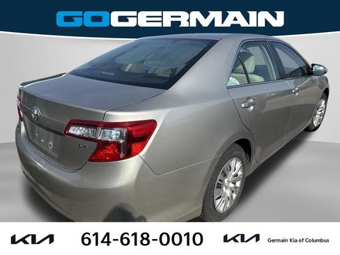 Used 2014 Toyota Camry LE FWD image 4