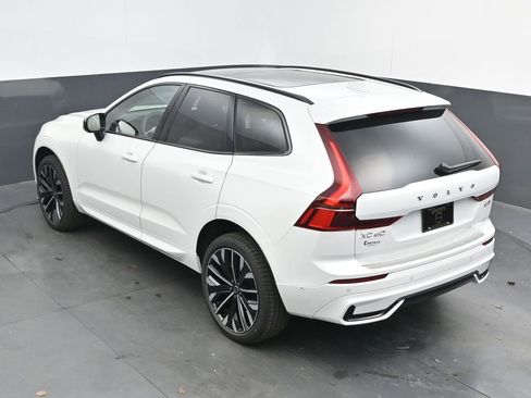 New 2026 Volvo XC60 B5 Ultra w/ Climate Package image 35