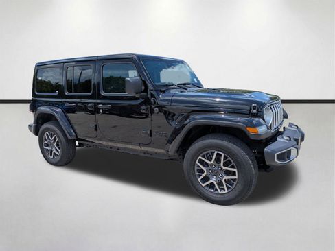Used 2025 Jeep Wrangler Unlimited Sahara AWD/4WD image 1