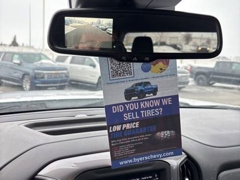 Used 2024 Chevrolet Silverado 2500 Custom w/ Custom Value Package image 14