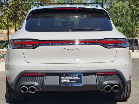 Certified 2023 Porsche Macan S image 6