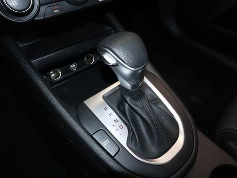 Used 2023 Kia Forte LXS w/ LXS Technology Package FWD image 31