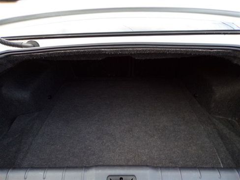 Used 2011 Chevrolet Malibu LS image 36