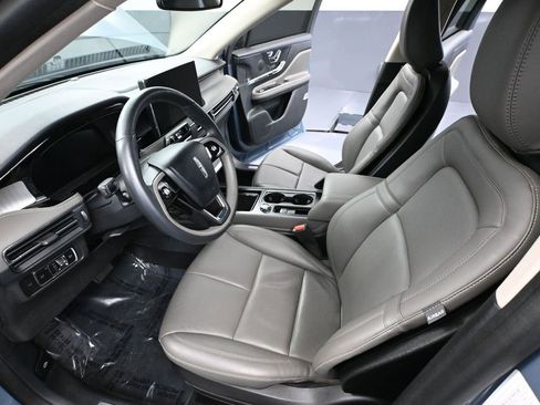 Used 2023 Lincoln Corsair Reserve w/ Jet Appearance Package image 22