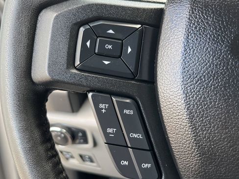 Used 2018 Ford F150 XLT w/ Equipment Group 301A Mid RWD image 20