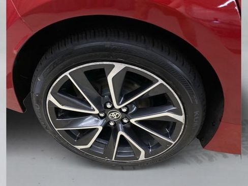Used 2020 Toyota Corolla SE FWD image 17