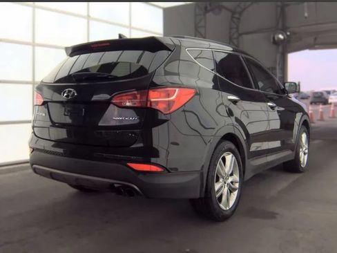 Used 2013 Hyundai Santa Fe Sport 2.0T FWD image 2
