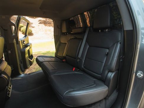 Used 2021 GMC Sierra 1500 SLT image 20