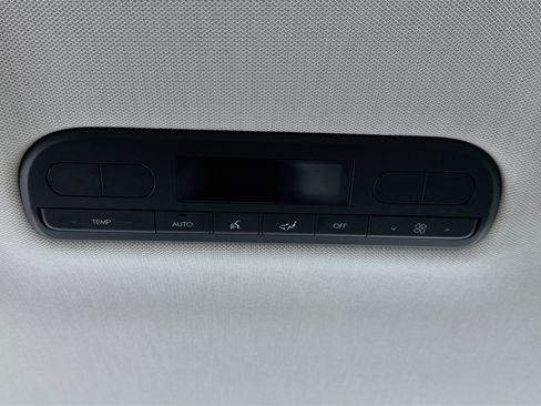 Used 2026 Hyundai Palisade SEL FWD image 28