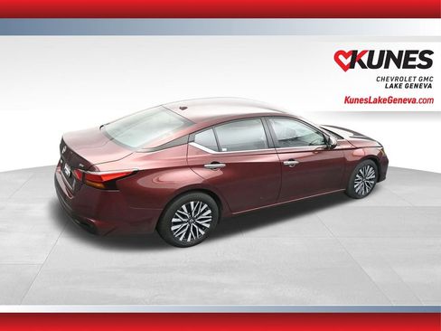 Used 2023 Nissan Altima 2.5 SV image 40