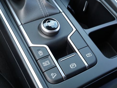 New 2026 Kia Sorento LX image 11