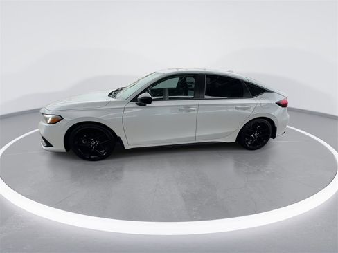 Used 2023 Honda Civic Sport image 6