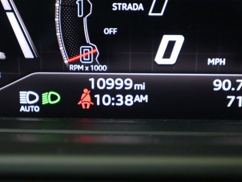 Used 2024 Lamborghini Urus S AWD/4WD image 17