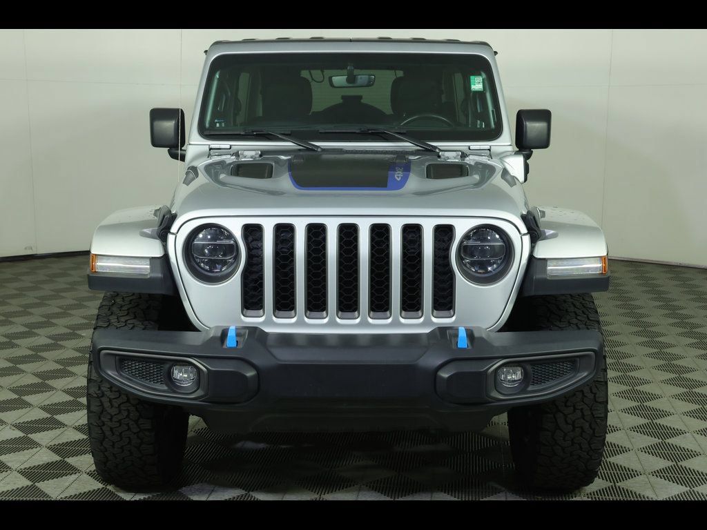 Used 2022 Jeep Wrangler Unlimited Rubicon 4xe w/ Cold Weather Group AWD/4WD image 17