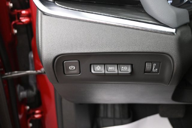 Used 2024 Buick Enclave Premium FWD image 31