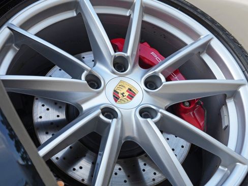 Used 2021 Porsche 911 Carrera S RWD image 56