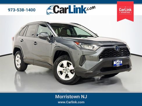 Used 2019 Toyota RAV4 LE image 1