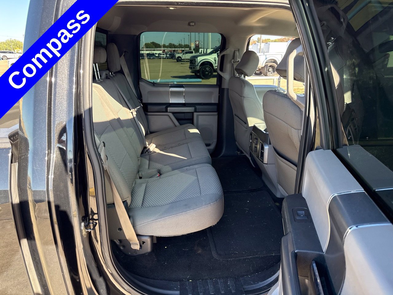 Used 2015 Ford F150 XLT w/ Equipment Group 302A Luxury RWD image 12