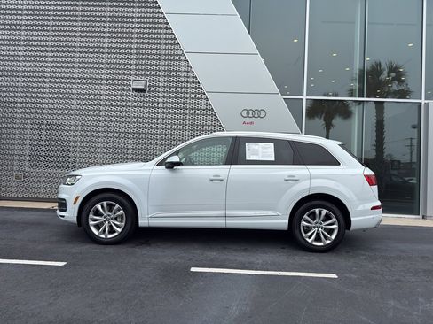 Used 2019 Audi Q7 3.0T Premium Plus w/ Premium Plus Package image 3