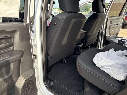 New 2025 RAM 2500 Tradesman image 30