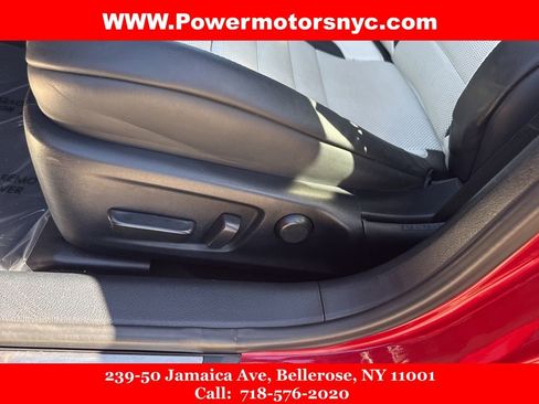 Used 2023 Lexus IS 350 F Sport image 31