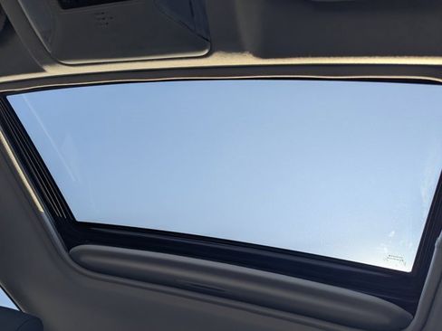 Used 2023 Toyota RAV4 XLE image 27