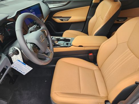 Used 2026 Lexus NX 350 AWD w/ Accessory Package (Z1) image 12