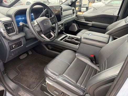 Used 2025 Ford F250 Platinum w/ FX4 Off-Road Package AWD/4WD image 13