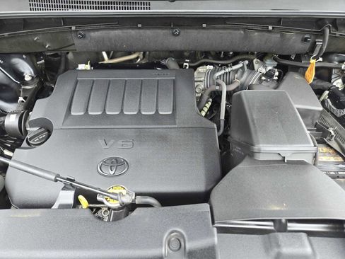 Used 2015 Toyota Highlander Limited FWD image 31