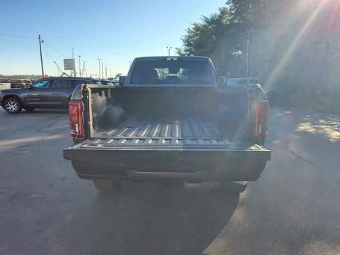 Used 2025 RAM 3500 Big Horn image 33