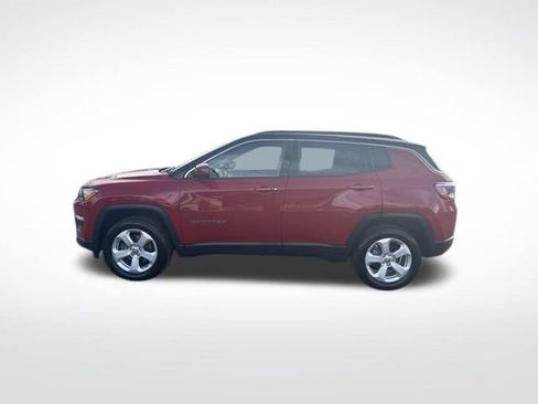 Used 2018 Jeep Compass Latitude w/ Popular Equipment Group image 2