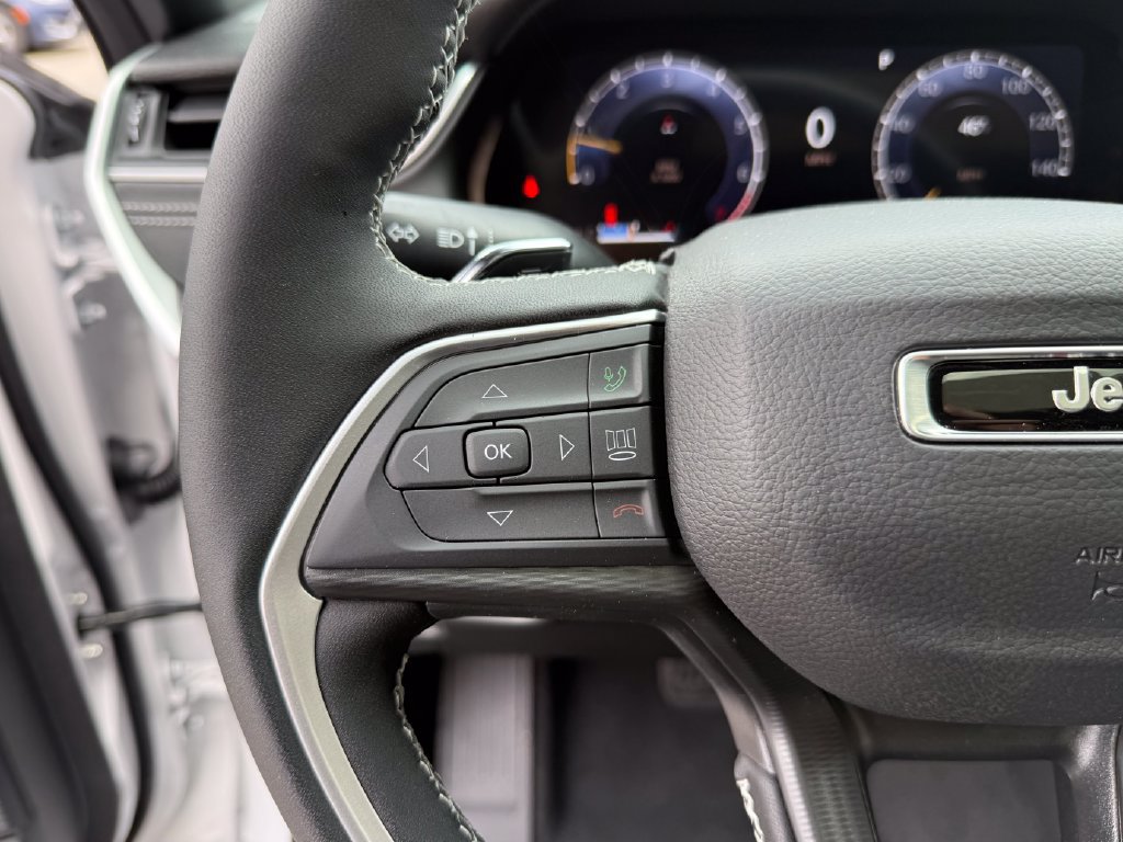 New 2026 Jeep Grand Cherokee Laredo X AWD/4WD image 22