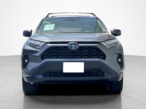Certified 2022 Toyota RAV4 XLE Premium AWD/4WD image 8