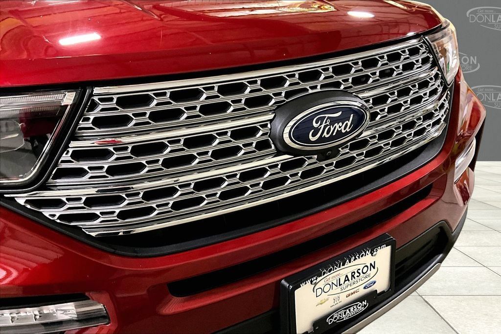 Certified 2021 Ford Explorer Limited w/ Equipment Group 301A AWD/4WD image 13