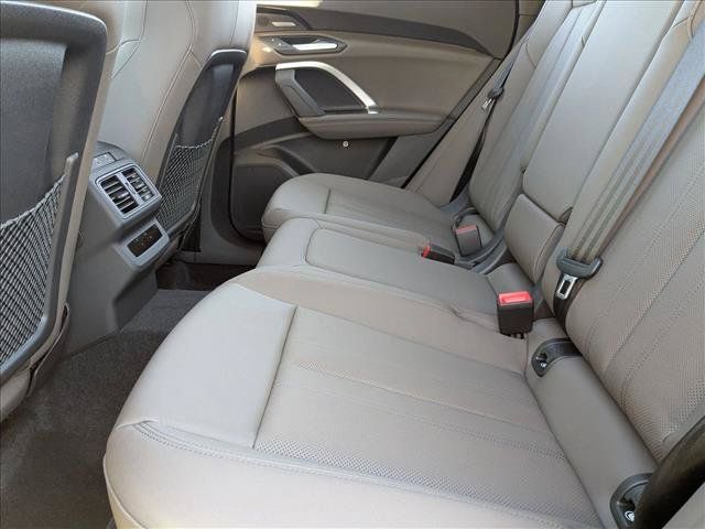 New 2025 Audi Q5 Premium AWD/4WD image 15