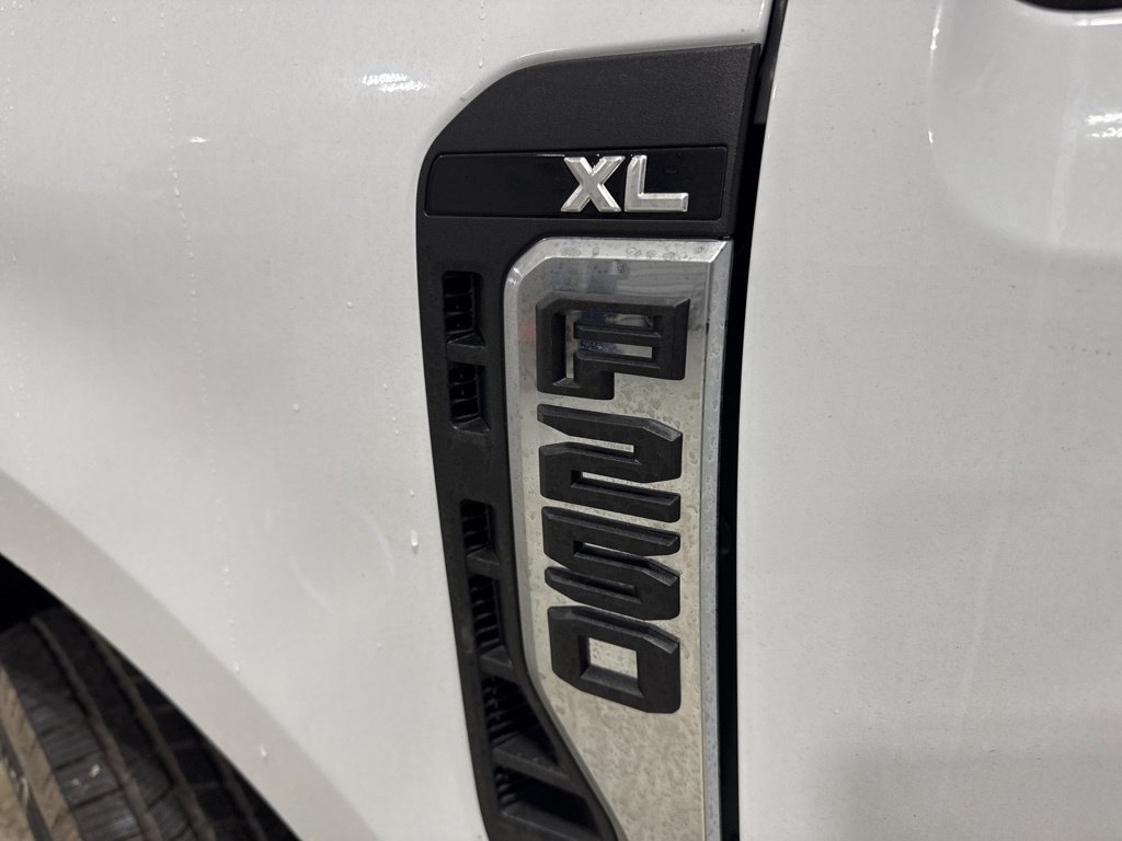 New 2025 Ford F250 XL w/ XL Driver Assist Package AWD/4WD image 14