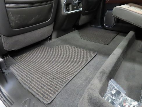 Used 2025 GMC Sierra 1500 Denali Ultimate image 75