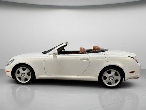 Used 2004 Lexus SC 430 Convertible image 7